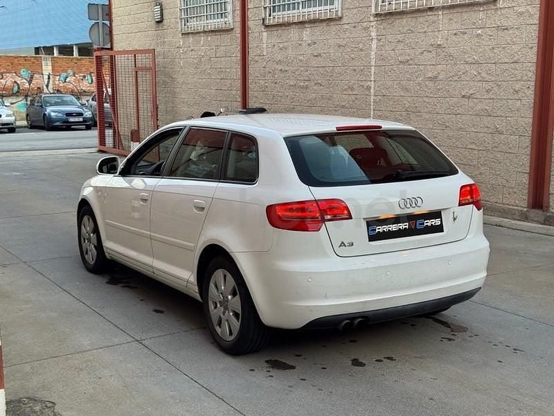 Usado Audi A3 Attraction 125 CV (91 kW) 2009 Blanco Utilitario