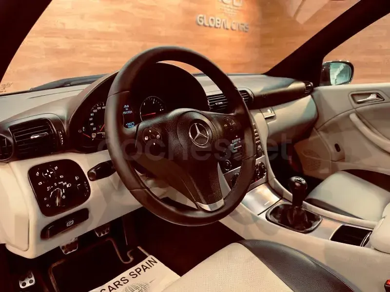 Usado Mercedes CLC220 150 CV (110 kW) 2009 Gris / plata Coupe