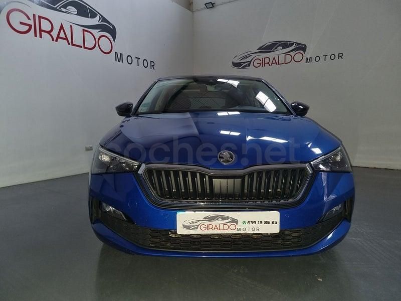 Usado Skoda Scala Sport 115 CV (84 kW) 2019 Azul Utilitario