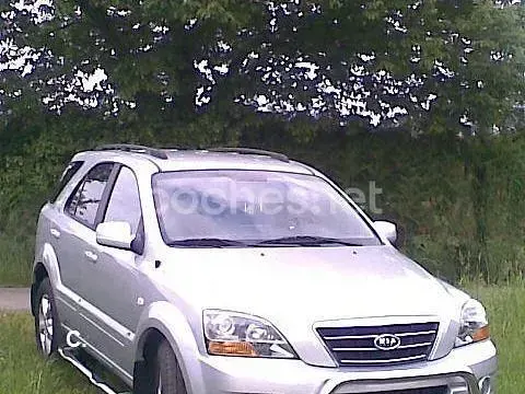 Usado Kia Sorento EX 140 CV (102 kW) 2007 Gris / plata SUV