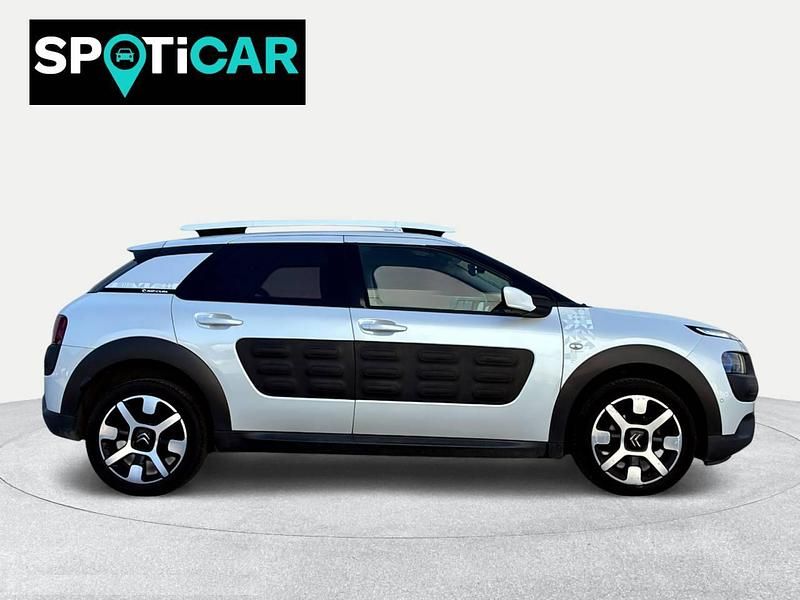 Usado Citroën C4 Rip Curl 110 CV (80 kW) 2017 Blanco Berlina