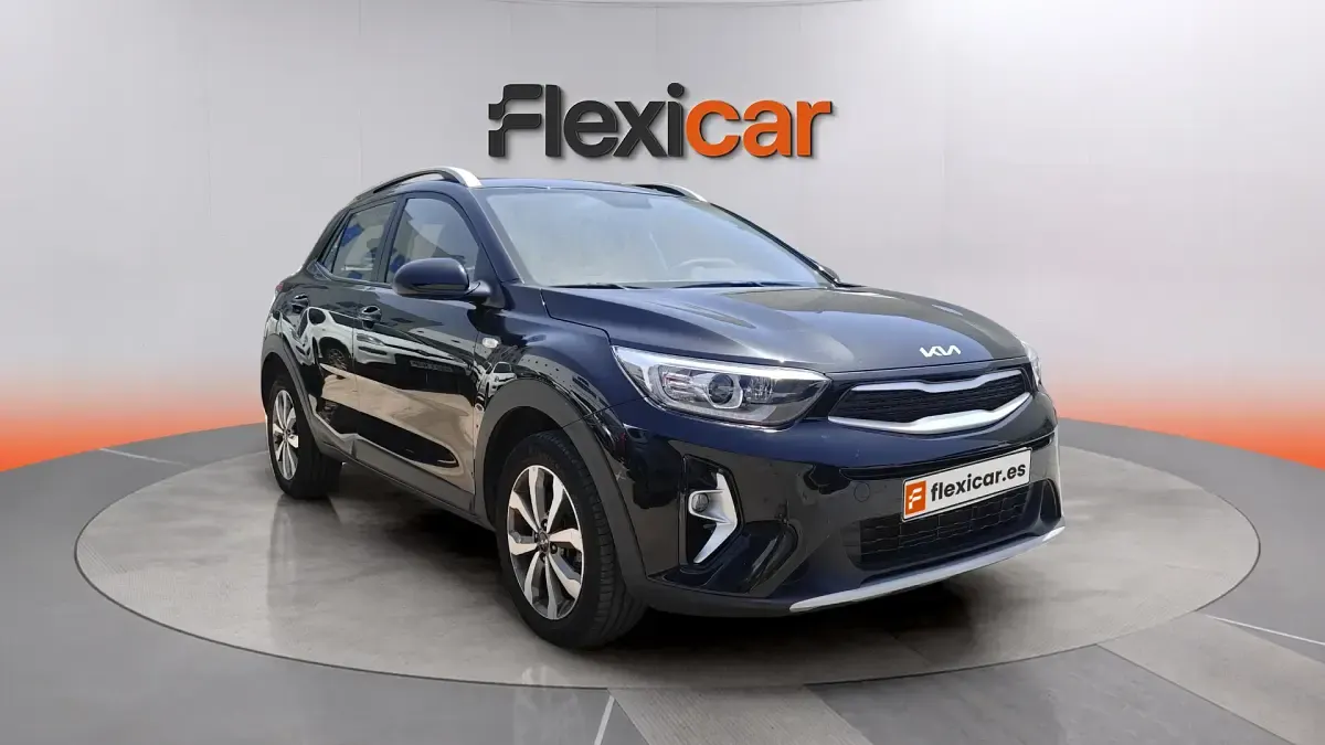 Usado Kia Stonic 84 CV (61 kW) 2021 SUV