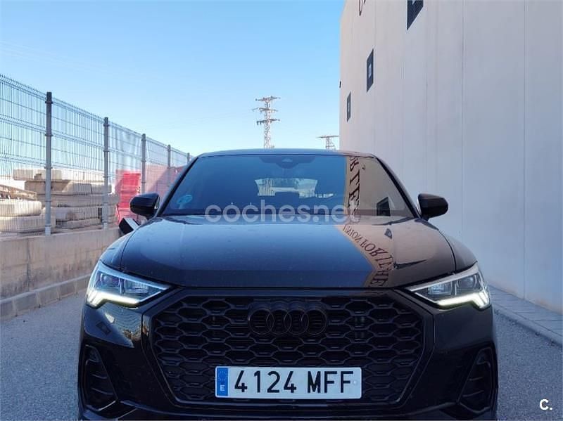 Negro Usado 2023 Audi Q3 Sportback S-Line SUV | 39.900 € (Un poco caro) - Imagen 1/4