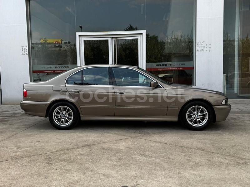 Beige Usado 2002 BMW 525 Exclusive Berlina | 5999 € - Imagen 1/4