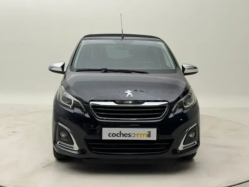 Usado Peugeot 108 Allure 72 CV (52 kW) 2021 Negro Berlina