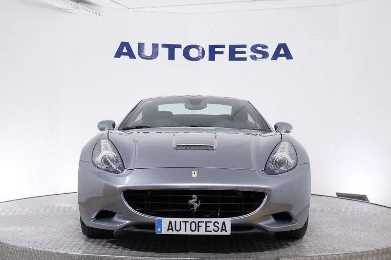 Usado Ferrari California 490 CV (360 kW) 2015 Gris Descapotable