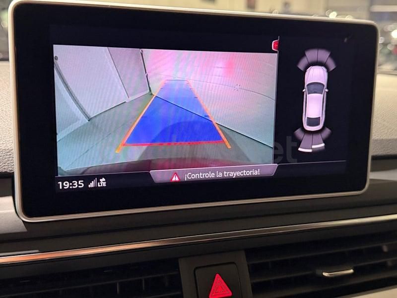 Usado Audi A5 Sportback Ambiente 190 CV (139 kW) 2017 Granate Utilitario