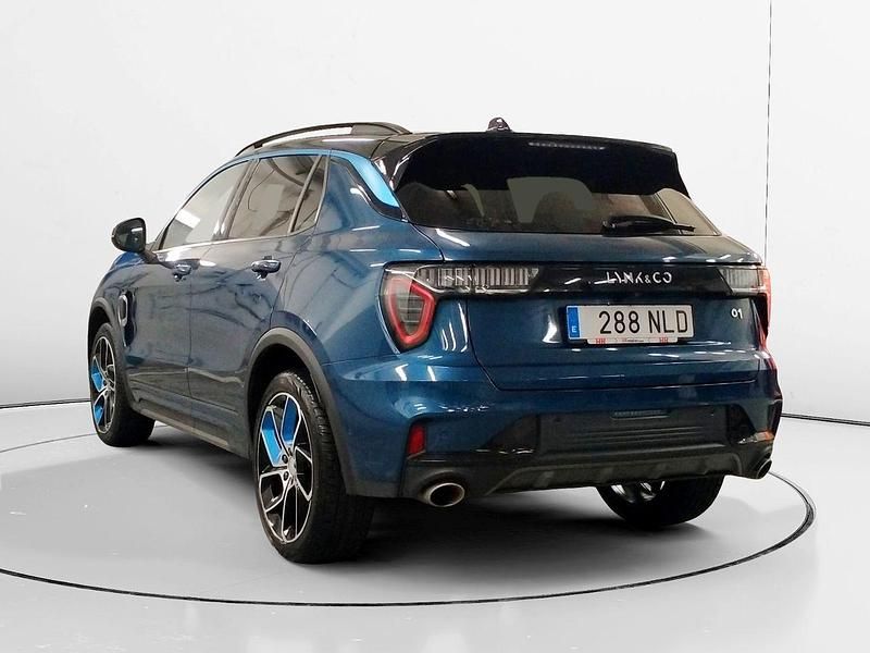 Usado Lynk & Co 01 261 CV (191 kW) 2022 Negro SUV