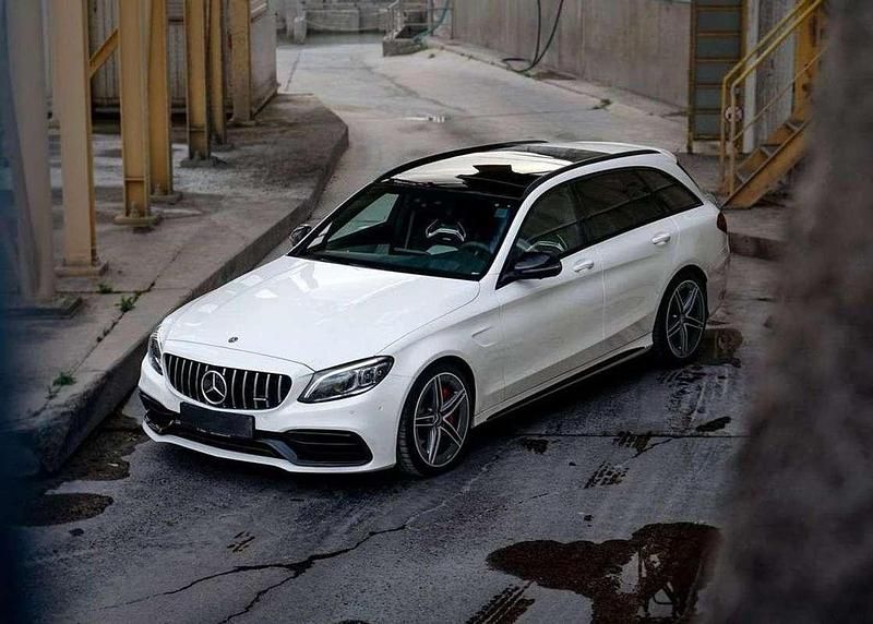 Usado Mercedes C63 AMG AMG 510 CV (375 kW) 2021 Blanco Utilitario