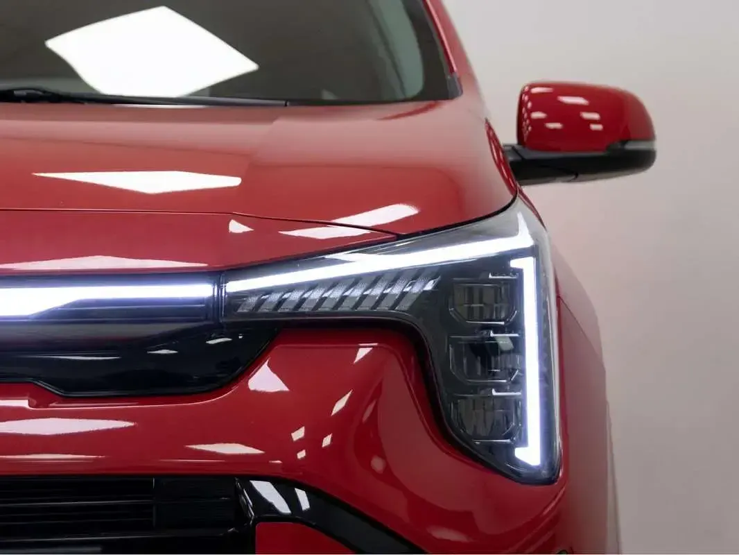 Usado Kia Picanto GT-Line 63 CV (46 kW) 2024 Rojo Utilitario