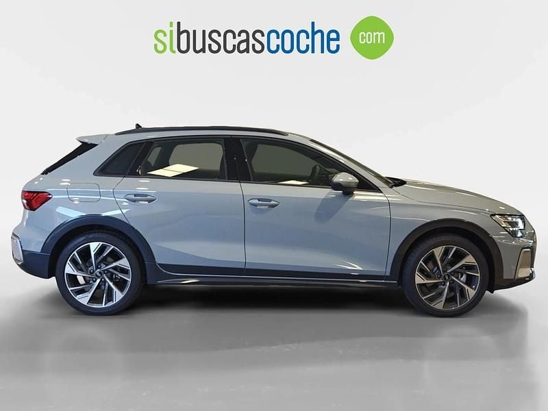 Usado Audi A3 e-tron Advanced Plus 204 CV (150 kW) 2025 Gris/plata Utilitario