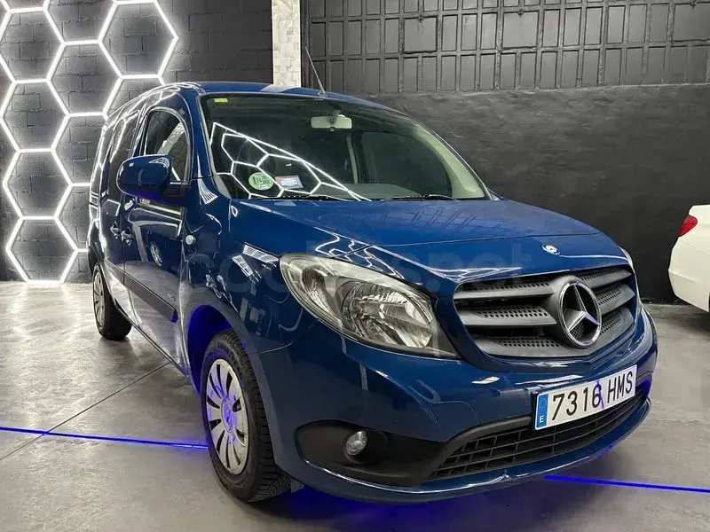 Usado Mercedes Citan 109 90 CV (66 kW) 2016 Azul Monovolumen