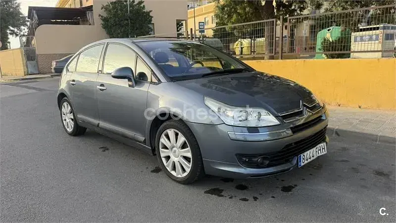 Usado Citroën C4 Exclusive 138 CV (101 kW) 2006 Gris / plata Berlina