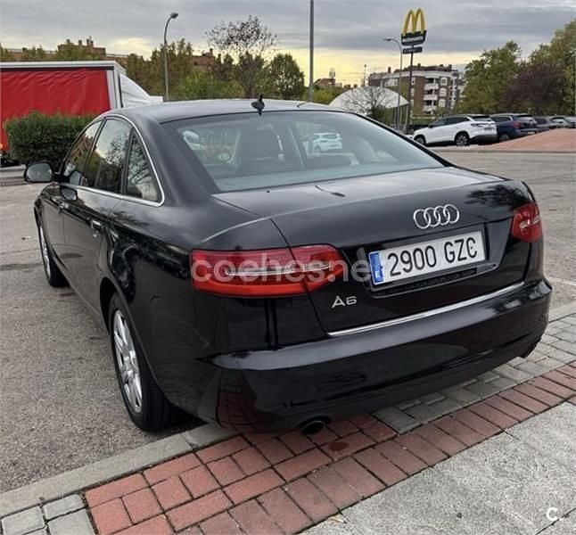 Usado Audi A6 220 CV (161 kW) 2010 Negro Berlina