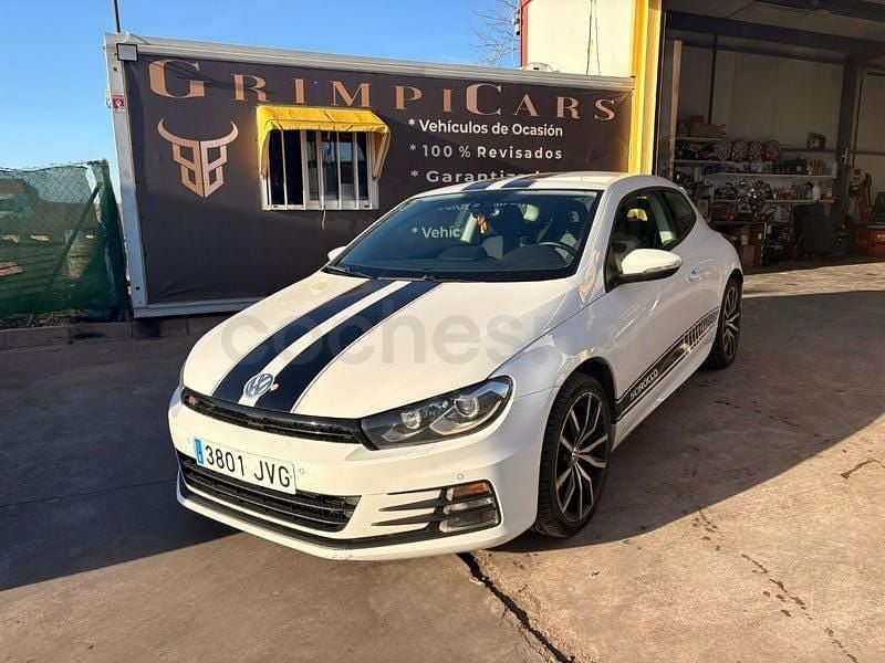 Usado VW Scirocco R-line 150 CV (110 kW) 2016 Blanco Coupe