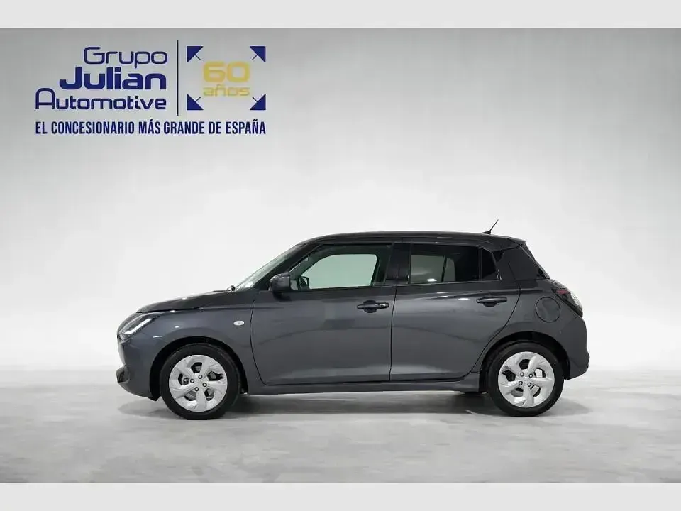 Nuevo Suzuki Swift 83 CV (61 kW) 2026 Gris Utilitario