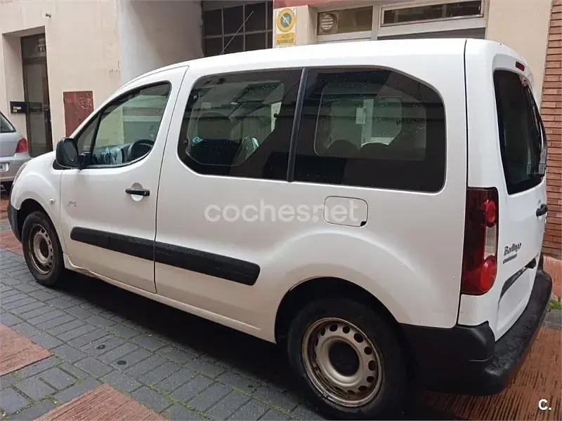 Usado Citroën Berlingo Live 75 CV (55 kW) 2017 Blanco Monovolumen