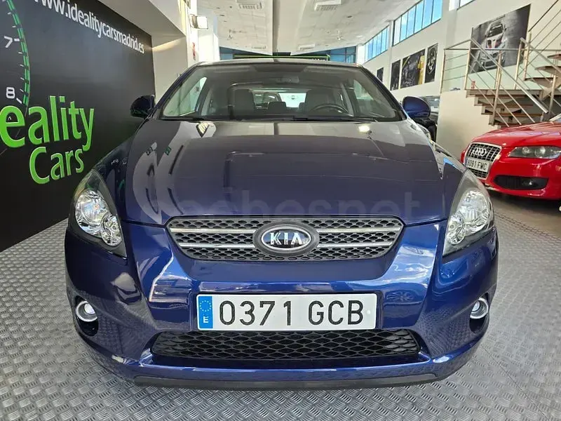 Usado Kia ProCeed 140 CV (102 kW) 2008 Azul Utilitario