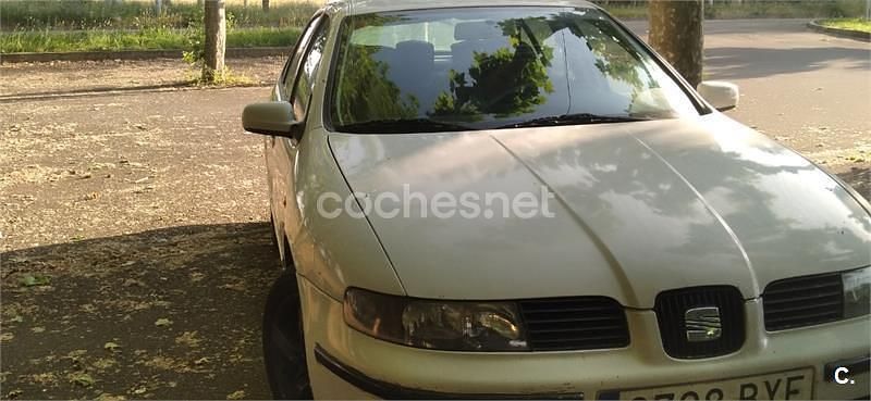 Blanco Usado 2002 Seat Toledo Sport Berlina | 1000 € (Buen precio) - Imagen 1/1