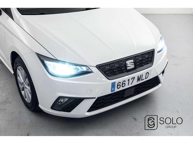 Usado Seat Ibiza Reference 80 CV (58 kW) 2023 Blanco Berlina