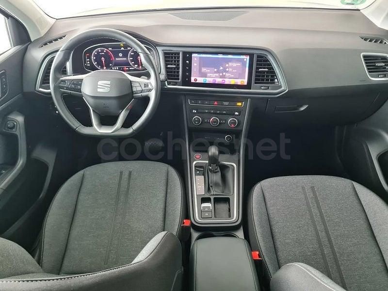 Usado Seat Ateca Style 150 CV (110 kW) 2025 Gris plata SUV