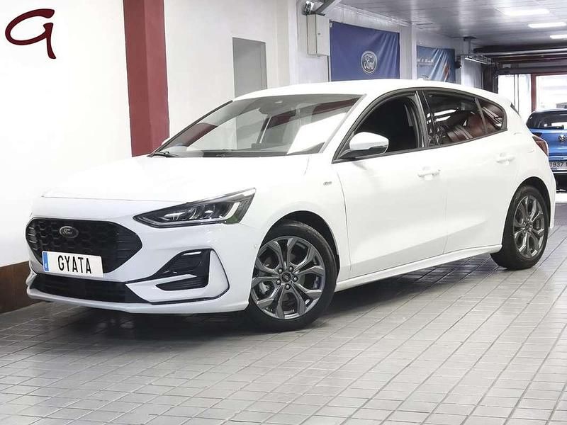 Usado Ford Focus ST-Line 155 CV (114 kW) 2024 Blanco Utilitario