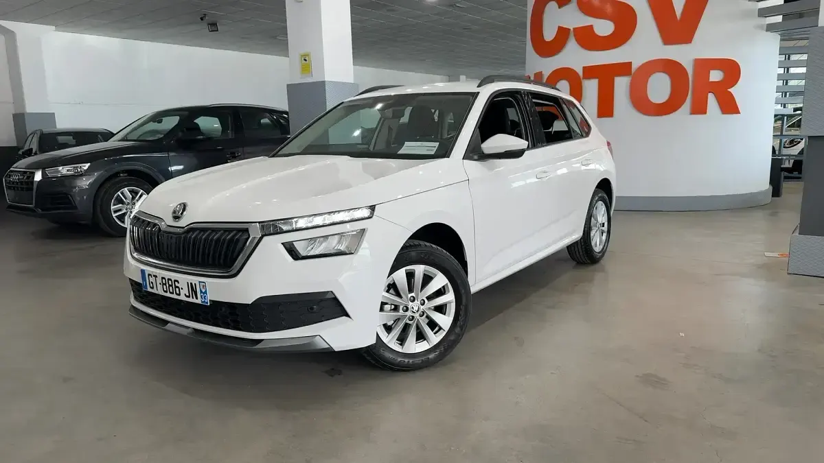 Usado Skoda Kamiq Ambition 95 CV (69 kW) 2023 Blanco SUV
