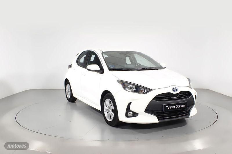 Blanco Usado 2022 Toyota Yaris Hybrid Business Edition Berlina | 20.100 € (Precio justo) - Imagen 1/4