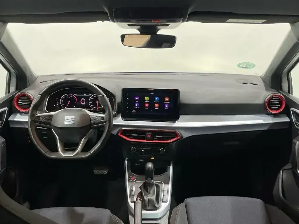 Usado Seat Arona FR 150 CV (110 kW) 2024 Otro SUV