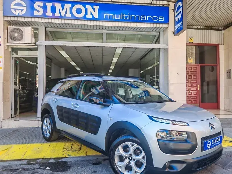 Usado Citroën C4 Feel 82 CV (60 kW) 2016 Gris / plata Berlina