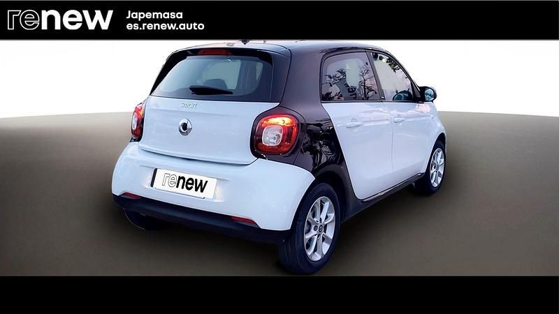 Usado Smart ForFour Passion 90 CV (66 kW) 2015 Blanco Utilitario
