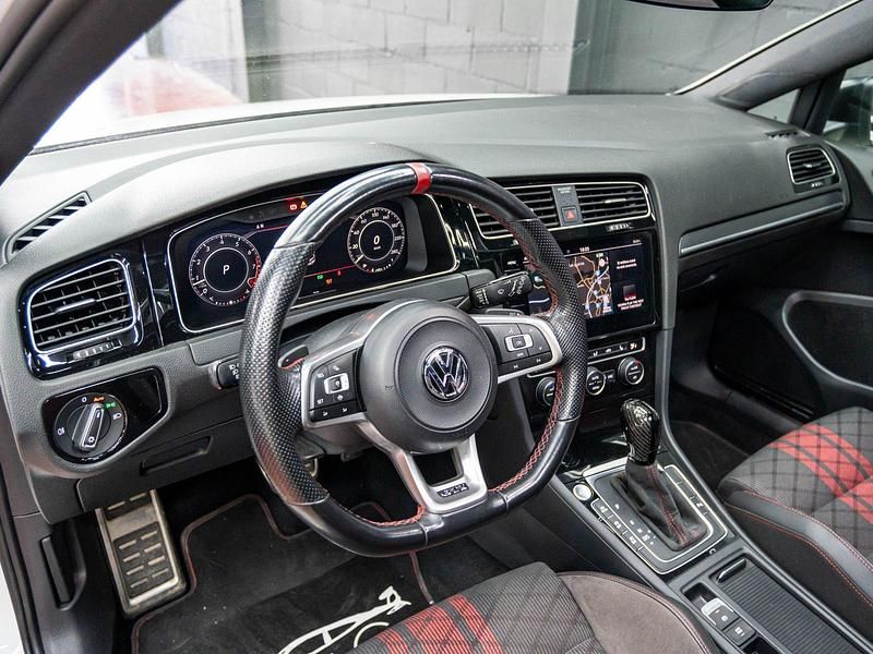 Usado VW Golf VII GTI 290 CV (213 kW) 2019 Blanco