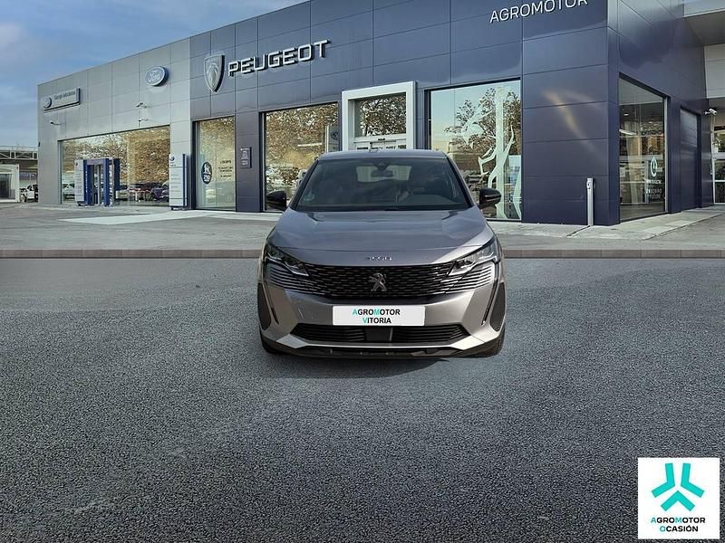 Usado Peugeot 3008 Active 131 CV (96 kW) 2021 Gris SUV