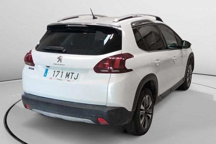 Usado Peugeot 2008 Allure 131 CV (96 kW) 2019 SUV