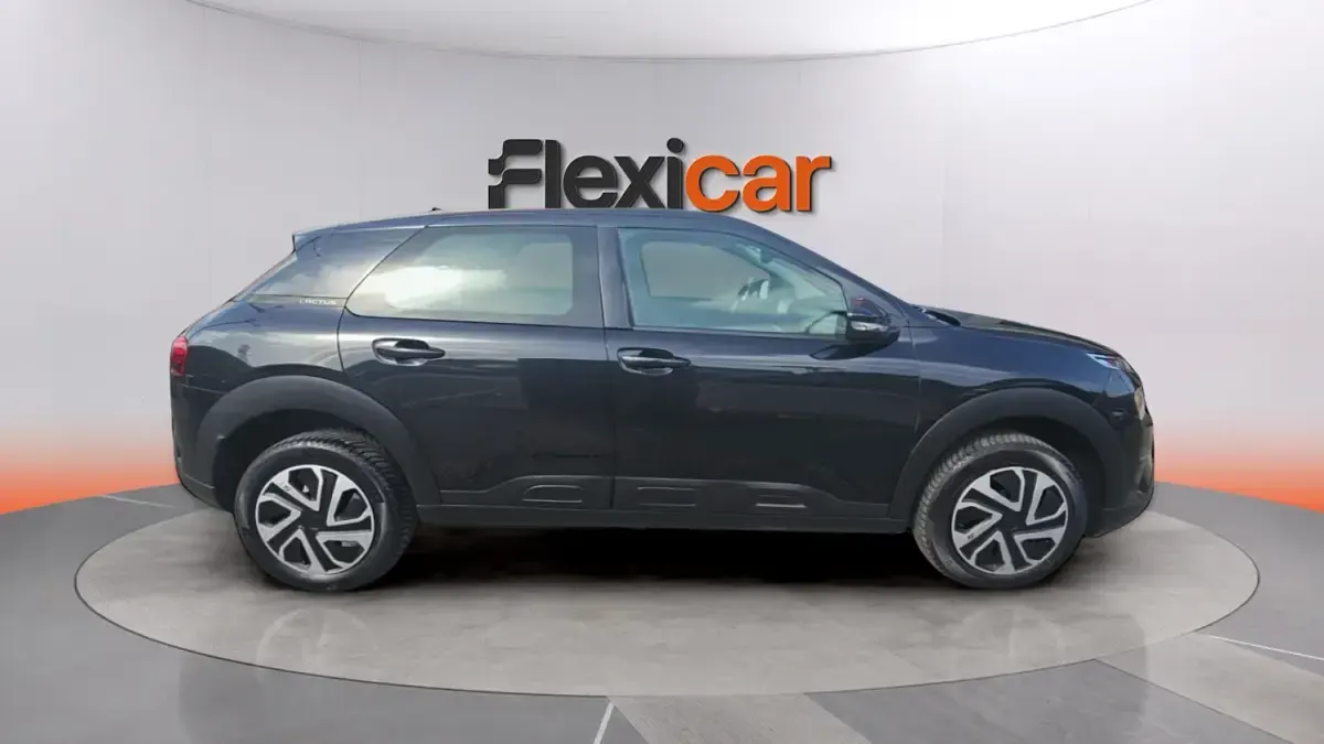 Begagnad Citroën C4 Cactus 102 HK (75 kW) 2020 Svart Halvkombi