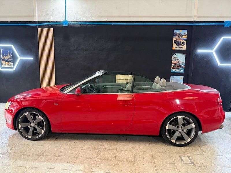 Usado Audi A5 Cabriolet 177 CV (130 kW) 2011 Rojo Descapotable