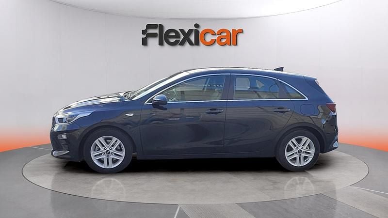 Używany Kia Ceed 120 KM (88 kW) 2019 Czarny Hatchback