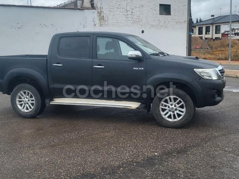 Negro Usado 2016 Toyota HiLux Recogida | 22.900 € (Super precio) - Imagen 1/4