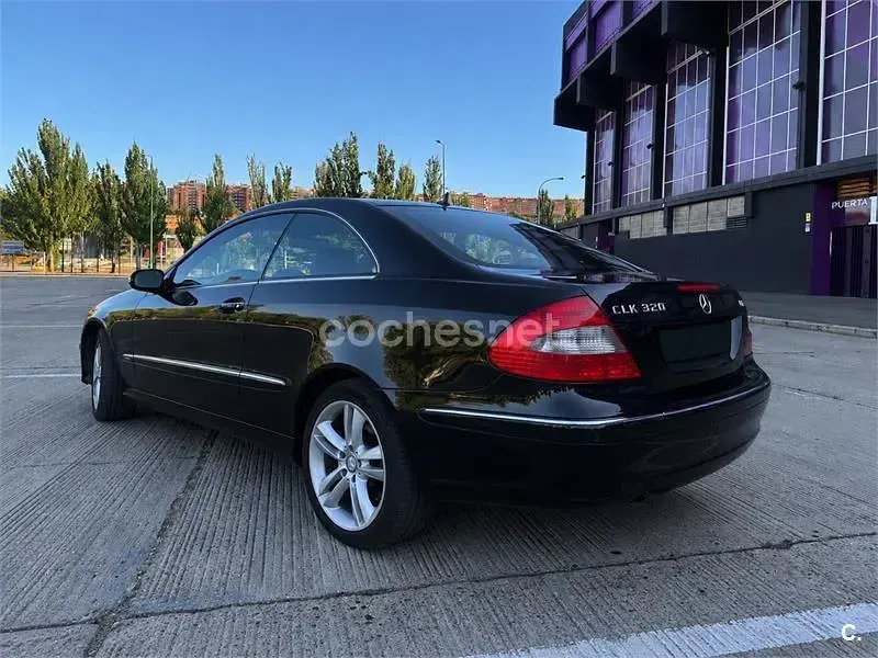 Usado Mercedes CLK320 Avantgarde 224 CV (164 kW) 2008 Negro Coupe