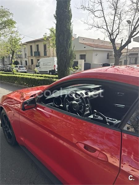 Käytetty Ford Mustang Fastback 314 HP (230 kW) 2019 Punainen Coupe - kaksiovinen