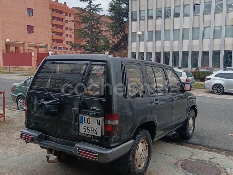 Usado Opel Monterey 114 CV (83 kW) 1993 Verde SUV