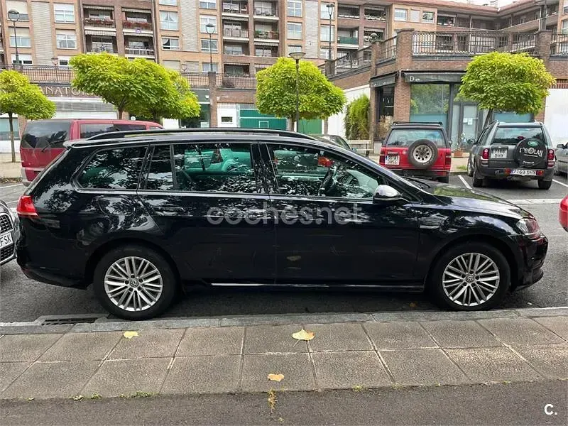 Używany VW Golf VII Advance 150 KM (110 kW) 2014 Czarny Kombi