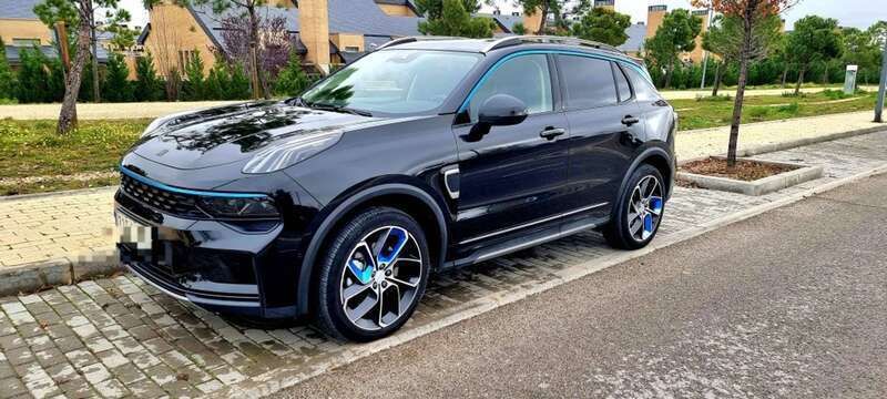 Negro Usado 2021 Lynk & Co 01 SUV | 28.100 € (Un poco caro) - Imagen 1/4