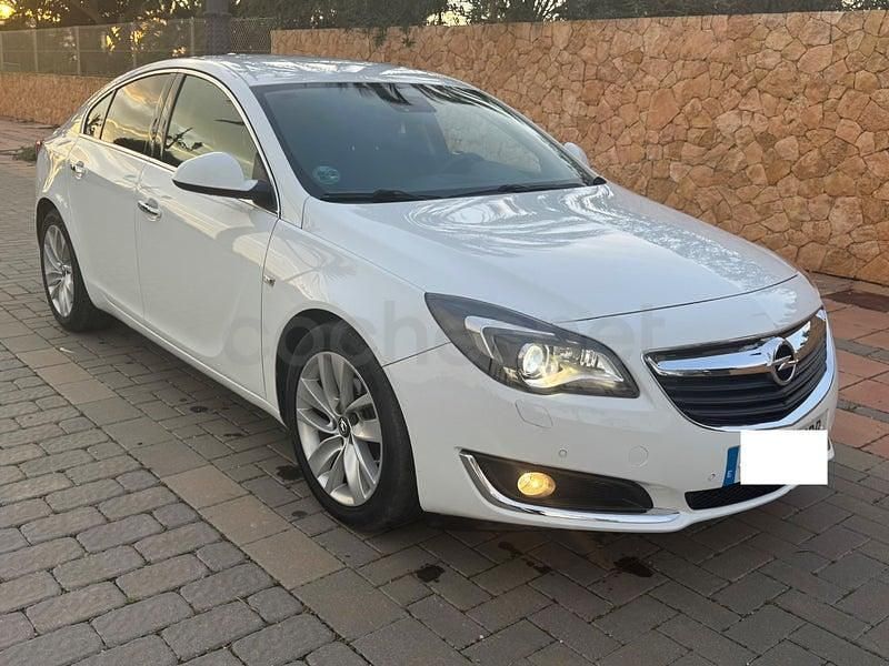 Usado Opel Insignia Business 136 CV (100 kW) 2017 Blanco Berlina