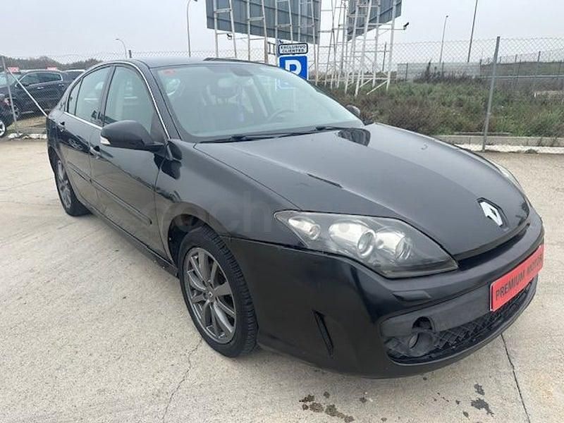 Usado Renault Laguna III 130 CV (95 kW) 2010 Negro Berlina