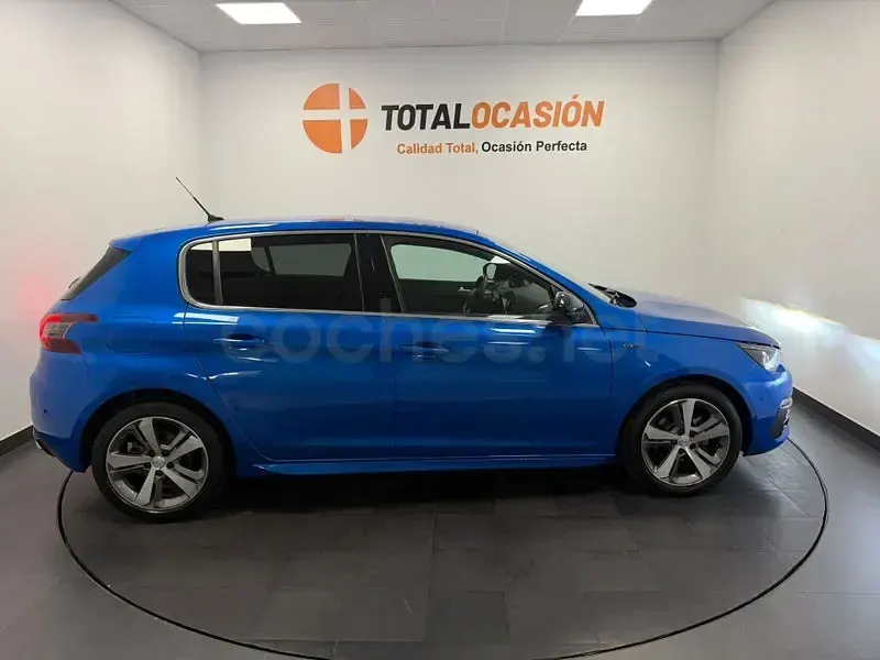 Usado Peugeot 308 GT 130 CV (95 kW) 2021 Azul Berlina