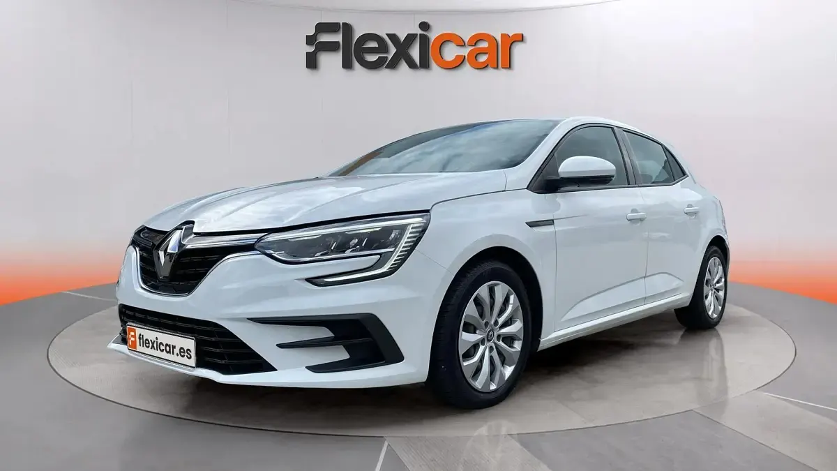 Usado Renault Mégane II Business 115 CV (84 kW) 2021 Blanco Berlina