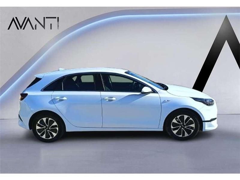 Usado Kia Ceed 101 CV (74 kW) 2025 Utilitario