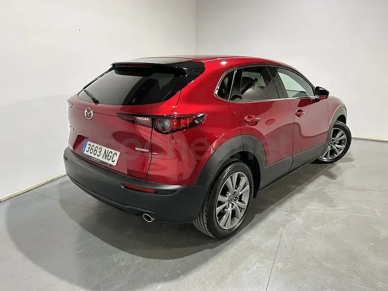 Usado Mazda CX-30 Exclusive-Line 140 CV (102 kW) 2025 Rojo SUV