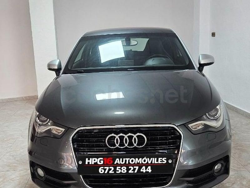 Usado Audi A1 Attraction 143 CV (105 kW) 2013 Gris / plata Utilitario
